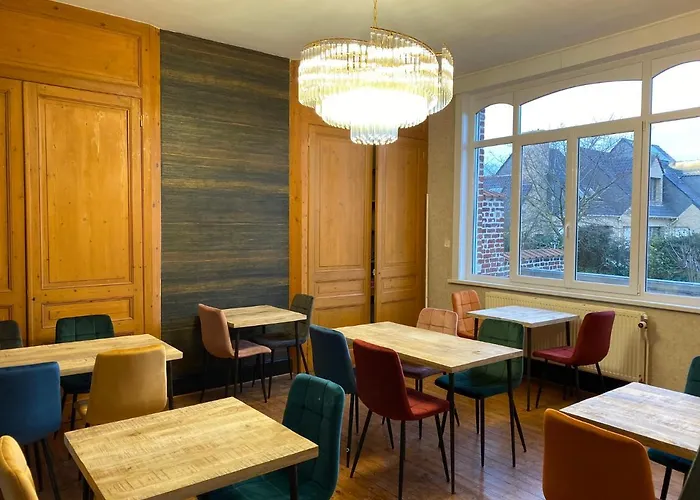 A La Villa Perroy les chambres sont spacieuses et les petit-déjeuners offerts